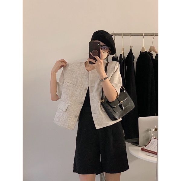 [HÀNG CÓ SẴN] AK001 - Áo khoác mỏng có độn vai tay ngắn phong cách Hàn Quốc