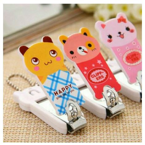 bấm móng tay trẻ em