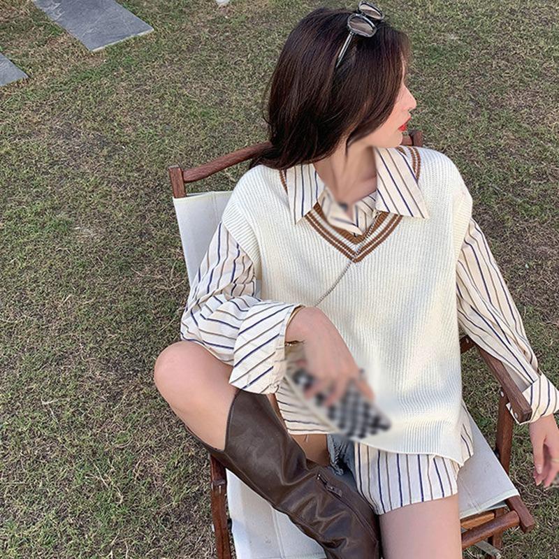 Áo sweater cổ chữ V sát nách trẻ trung cho nữ