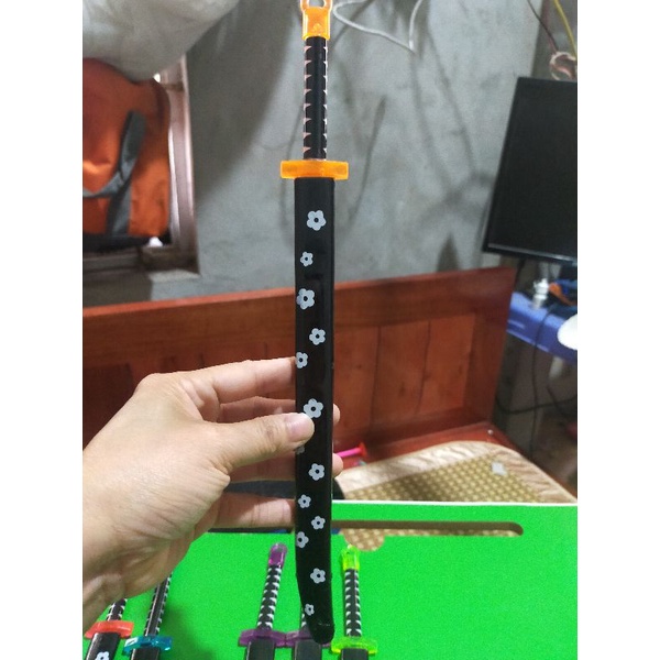 Đồ chơi kiếm nhựa hoa (25cm)