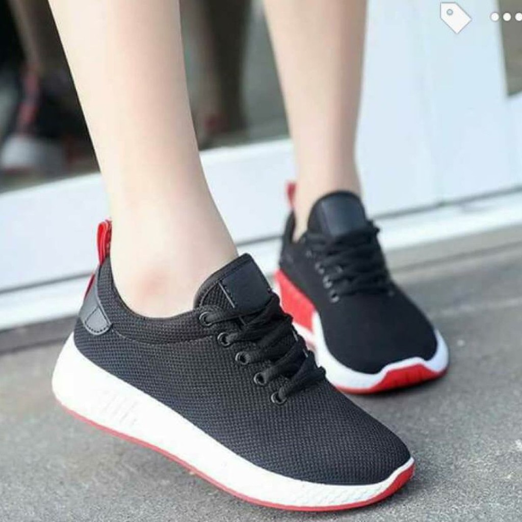 Giày thể thao nữ trơn | BigBuy360 - bigbuy360.vn