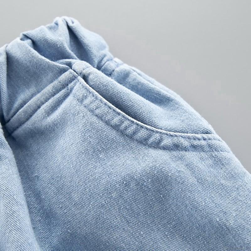 Bộ áo thun tay ngắn + quần short denim hình doraemon dễ thương cho bé