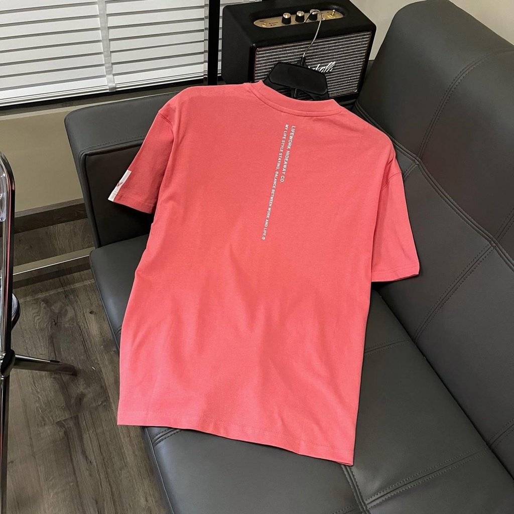 Áo Lifework basic chính hãng in logo ở bên trái,  áo phông đơn giản cho nam và nữ |  LW235TS904