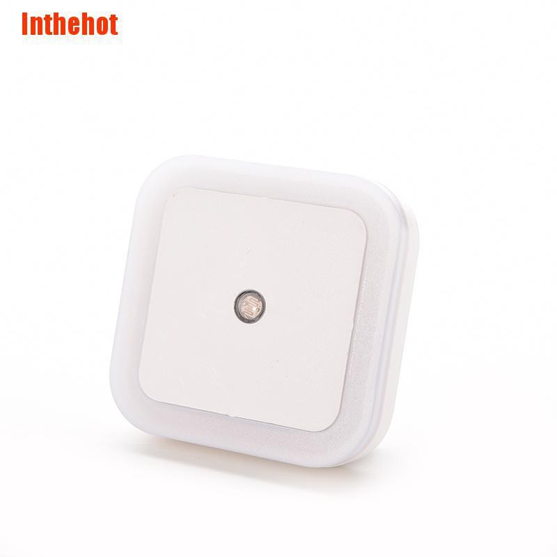Đèn Ngủ Cảm Biến Ánh Sáng Tự Động