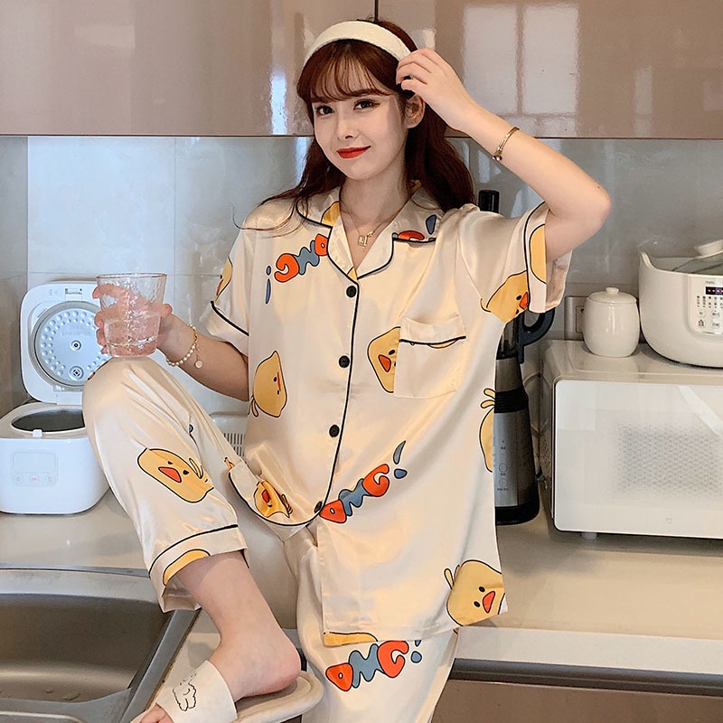 Bộ Đồ Ngủ Bằng Lụa Satin Siêu Nhẹ In Họa Tiết Hoạt Hình Dành Cho Nữ