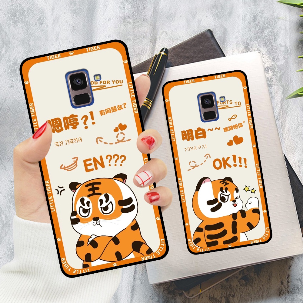 Ốp lưng Samsung A5 2018 / A8 2018 / A8 Plus / A8+ in hình cặp đôi doremon, hổ, khủng long dễ thương
