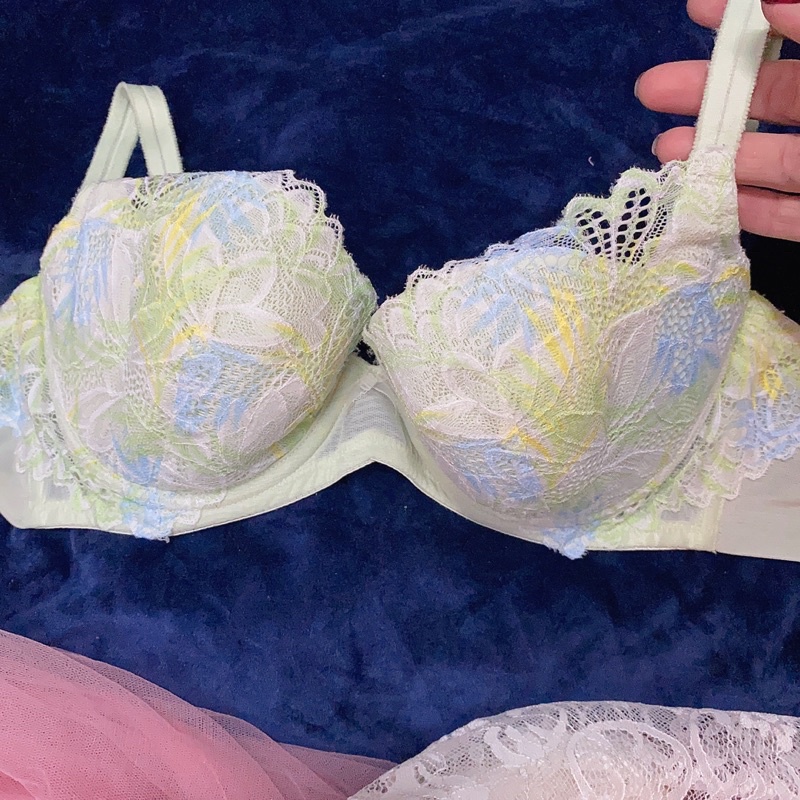 Áo ngực si Nhật size 32