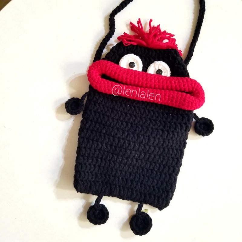 Túi đeo chéo hình thú môi mọng đựng điện thoại móc bằng len handmade