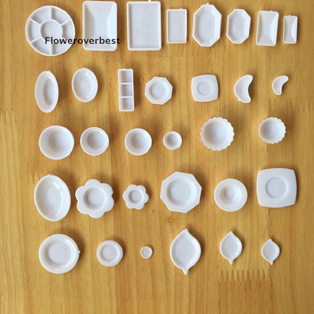 Bộ 33 món đồ chơi mô phỏng chén bát trên bàn ăn cho nhà búp bê