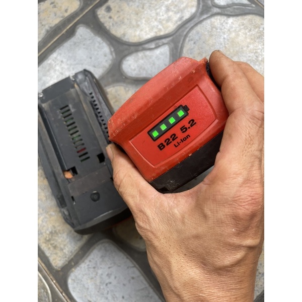 pin sạc hilti