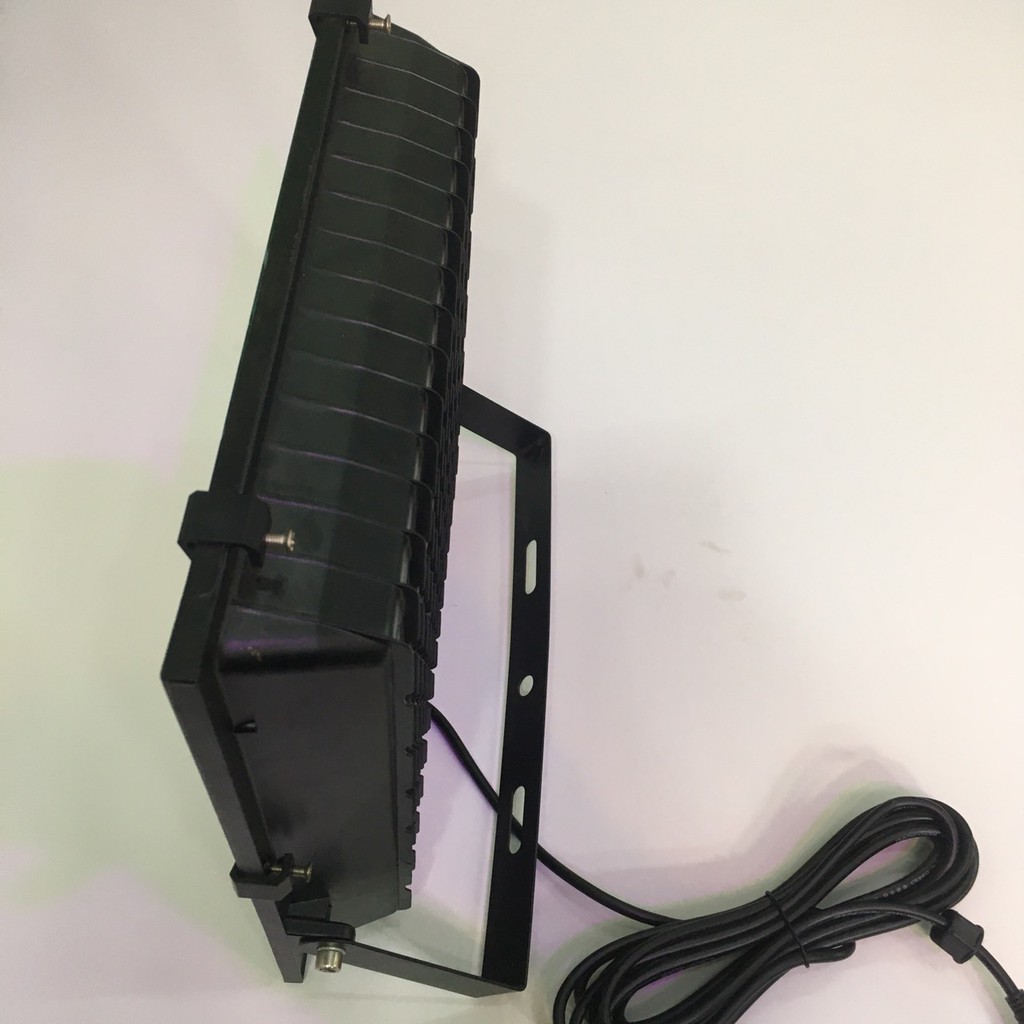 Đèn năng lượng mặt trời 100W/200W/300W thân nhôm cao cấp - Điện Việt