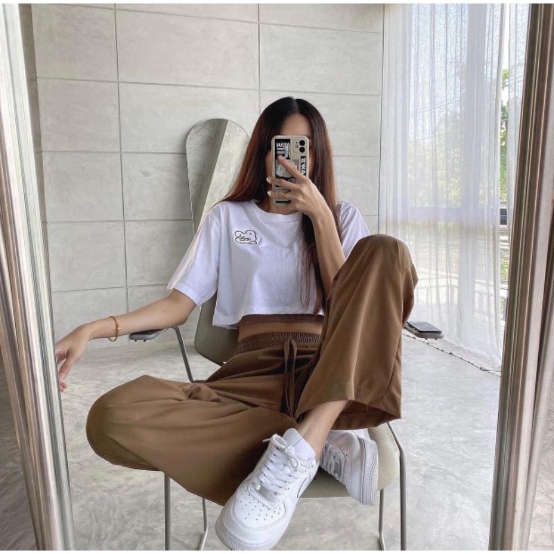 Sét 3 Món Croptop Thêu Hình Vintage- Bộ Thể Thao Kiểu Mới Ba Món Trẻ Trung Kèm Quần Ống Suông Culltes Dày Mịn Thoáng Mát