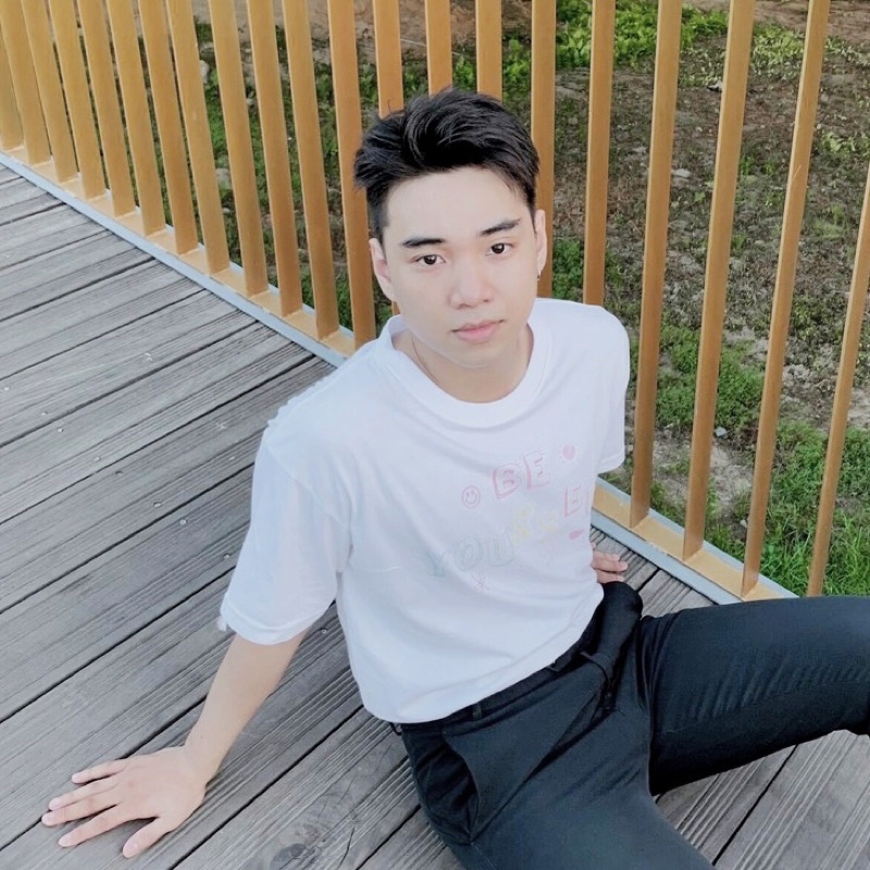 Áo Thun Unisex Nam Nữ Be YourSelf Ulzzang Hot Trend Street Style Mr Smile 99 Shop