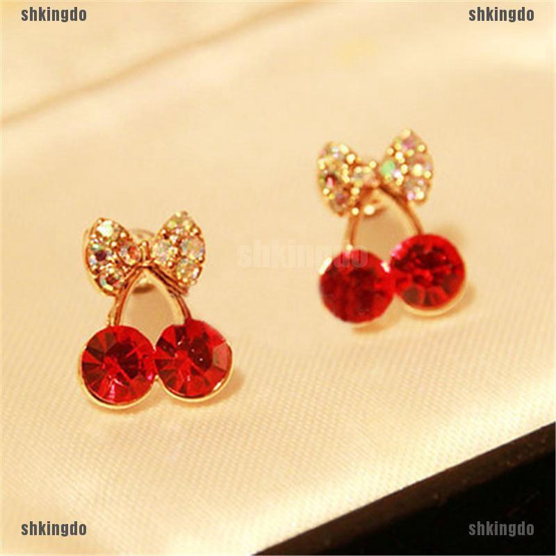 Đôi khuyên tai hình trái Cherry đính đá xinh xắn