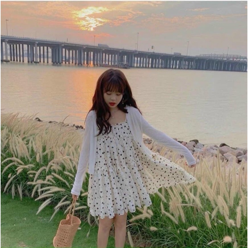 Set 2 món váy 2 dây hoa nhí kèm áo khoác cardigan dài tay