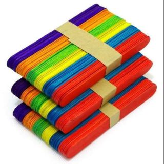Que kem màu, giá : 12/bộ 50 cái