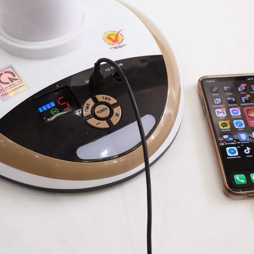 Quạt sạc tích điện để bàn AC&DC 16 inch Honjianda FL416