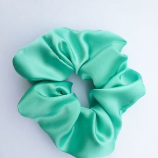 Cột tóc Scrunchies
