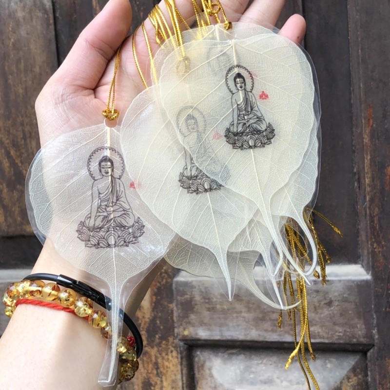  Lá Bồ Đề Trắng có dây treo xe ô tô - Bình an, may mắn | BigBuy360 - bigbuy360.vn