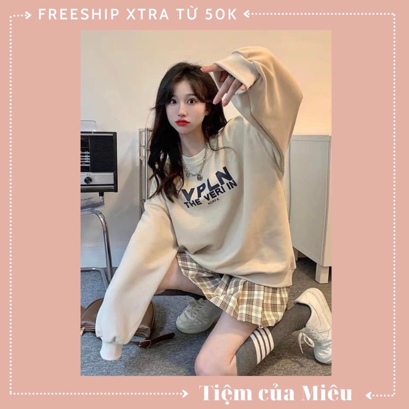 Set áo swt mix chân váy kẻ tennis Tiệm của Miêu màu nâu đất/ be | BigBuy360 - bigbuy360.vn