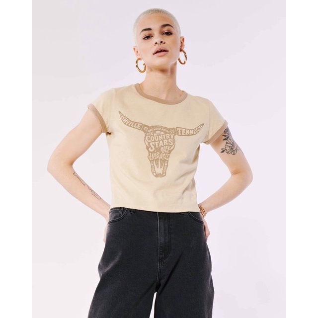 Áo croptop thun cotton kem in đầu trâu