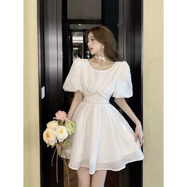 ĐẦM TRẮNG VIỀN NGỌC EO