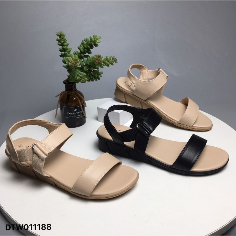 Sandal nữ quai ngang bền đẹp DTW011