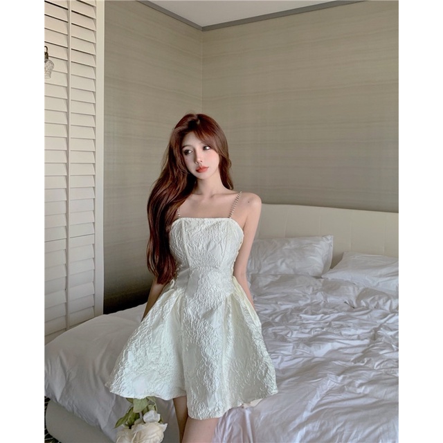 ĐẦM XOÈ HAI DÂY NGỌC CÔNG CHÚA