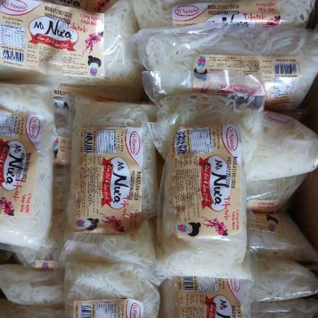 Combo 5 bún 5 mì + 50 gói đường Splenda (gói tiết kiệm)