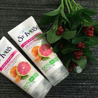Tẩy tế bào chết mặt stives