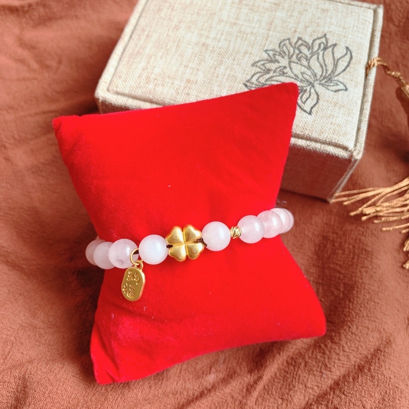 Vòng Tay Bạch Ngoc mix charm cỏ 4 lá đẹp xinh