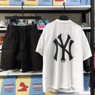 Set Over NY Trắng + Short Kaki Đen (unisex)