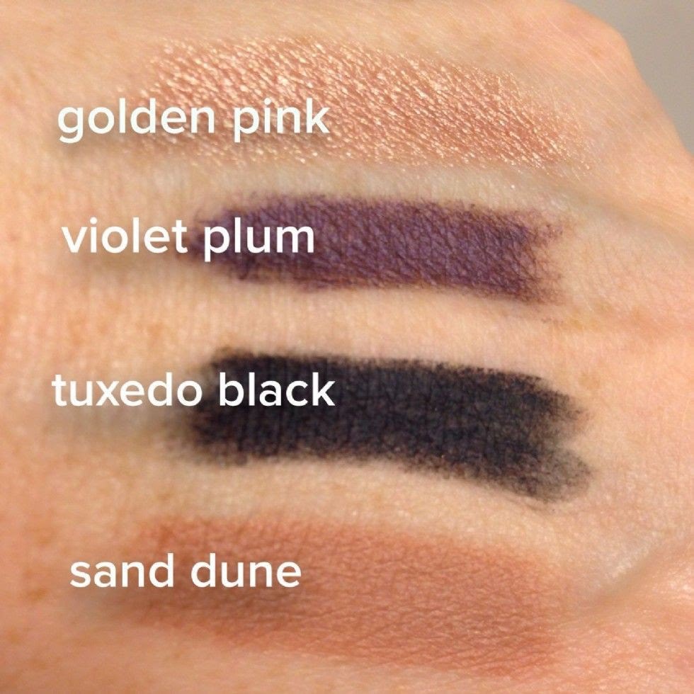 Phấn mắt dạng thỏi Bobbi brown shadow stick, màu Golden Pink, 0.9g. HSD 2026