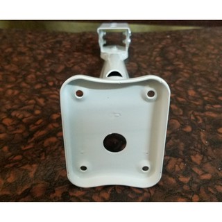 Giá đỡ treo camera