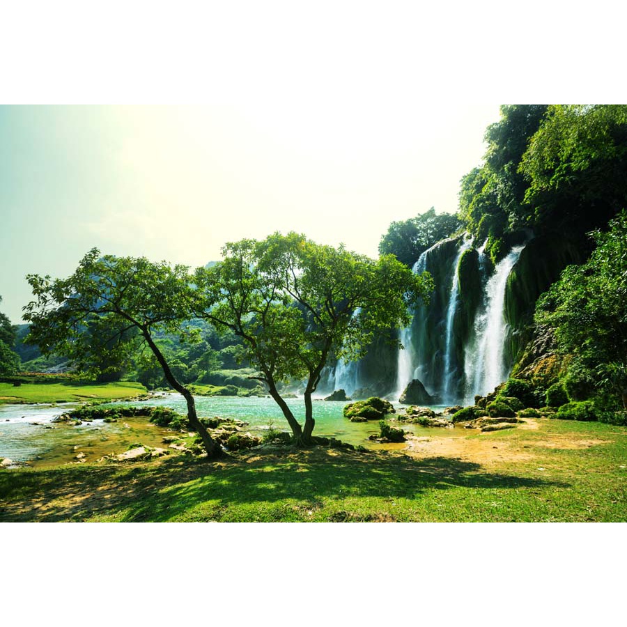 Tranh 3d thác nước chảy trong lành cảnh quan đẹp nên thơ, trong lành với thảm cỏ, rừng núi xanh ngắt, mây trắng bồng bền