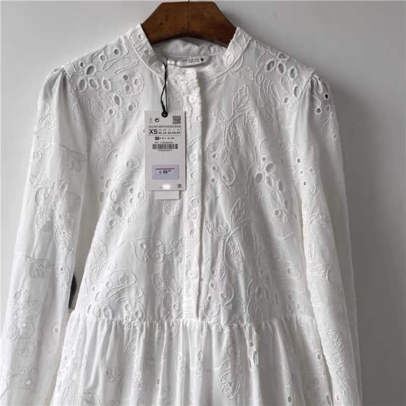 Đầm midi dài tay thêu đục lỗ ZR