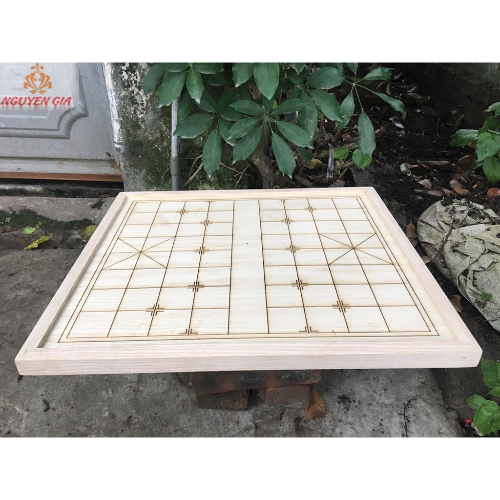 Bàn cờ tướng gỗ sồi liền khối chắc chắn giá tại xưởng