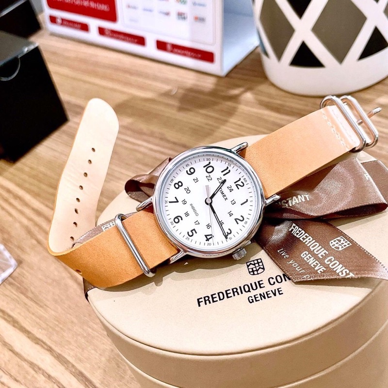 Đồng hồ Unisex Timex Weekender T2P492 - T2P495 Dây Da - Chính Hãng