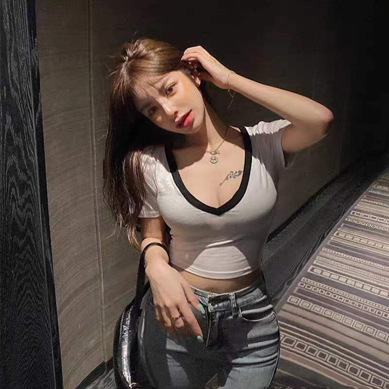 Áo Croptop Màu Sắc Cổ Chữ V Khoét Sâu Gợi Cảm Dành Cho Nữ