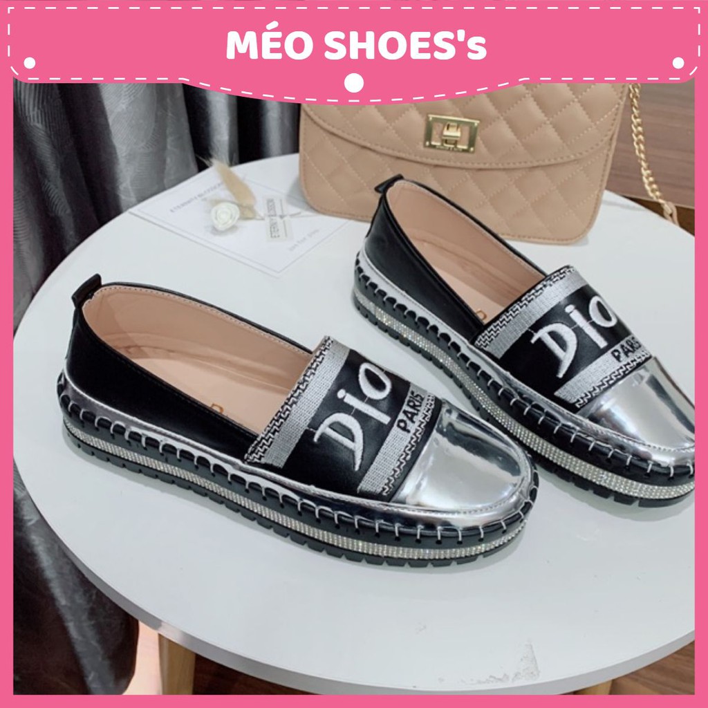 Slipon dr chữ lêch siêu yêu