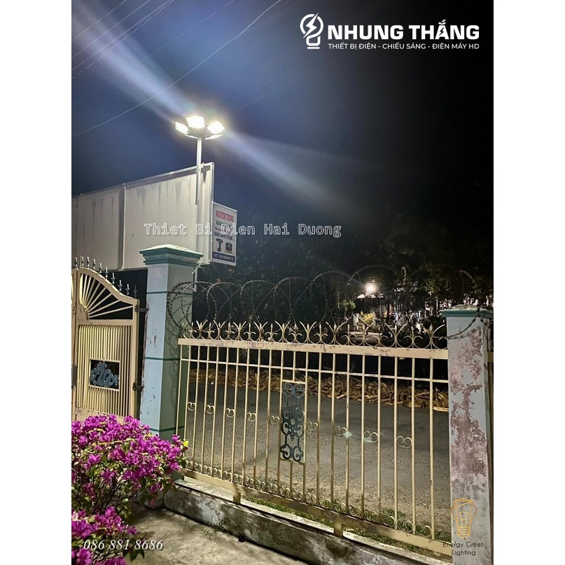 Đèn Cao Áp Năng Lượng Mặt Trời Đĩa Bay UFO - Công Suât 300w - 8 Ô Led Siêu Sáng - Chống Nước IP66 - Có Điều Khiển Từ Xa