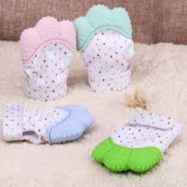 GĂNG TAY GẶM NƯỚU TEETHER (SHOP XUYẾN CHIBI)