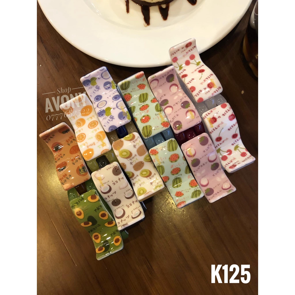 Kẹp tóc càng cua, cào tóc, bấu tóc in hoạ tiết trái cây gam màu nhẹ, dừa, kiwi, bơ, dưa hấu - Honey