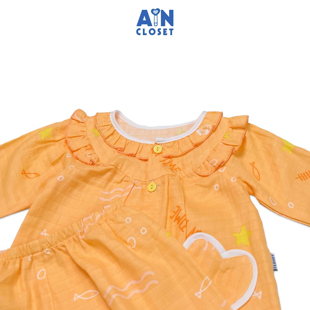 Bộ quần áo dài bé gái họa tiết Cổ bèo vàng túi tim xô sợi tre - AICDBG13ZYOI - AIN Closet