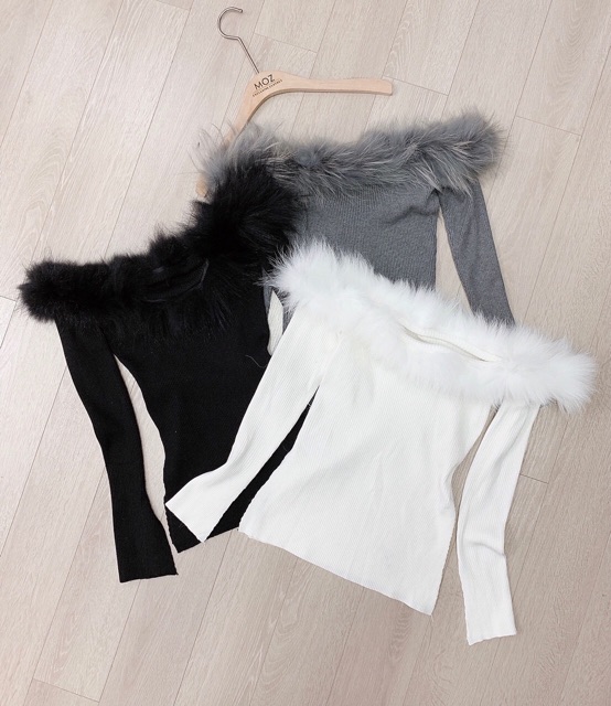 Áo len lông trễ vai