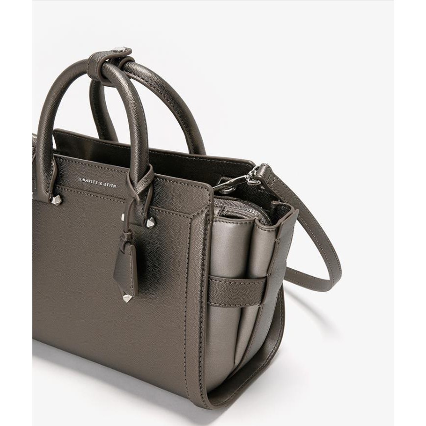 CHARLES & KEITH Siêu Chuẩn