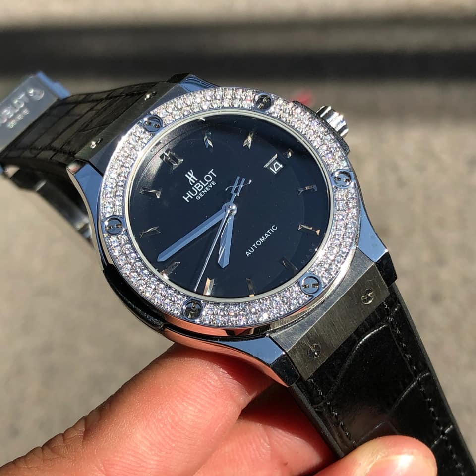 Đồng hồ Hublot Nam đính đá kép 2 vành đá máy cơ automatic mặt đen vỏ trắng 42mm dây da, dây cao su | BigBuy360 - bigbuy360.vn