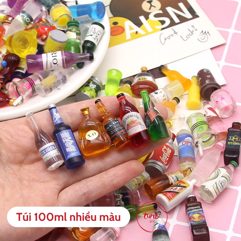 Mô hình chai nước mini, đồ chơi trang trí bàn làm việc - Túi hỗn hợp 100ml - Tặng kèm 1 lọ keo B7000