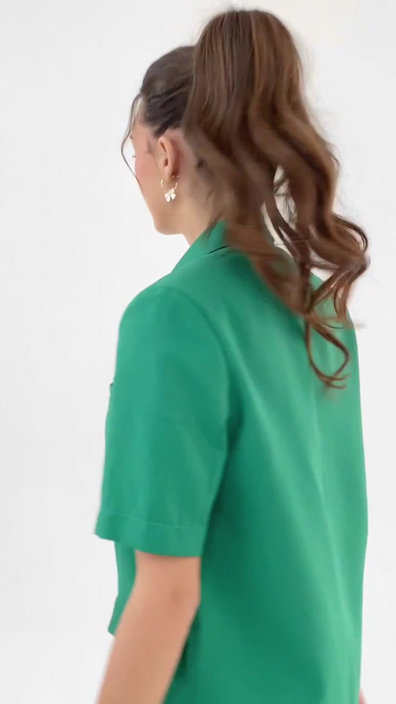 Áo blazer nữ Áo vest tay ngắn nữ MARC FASHION phối túi giả trẻ trung CBNH112822 | BigBuy360 - bigbuy360.vn