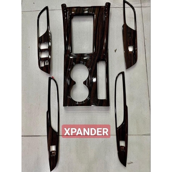 ỐP NỘI THẤT VÂN GỖ OTO XPANDER 2018-2022 MẪU NHỰA ABS